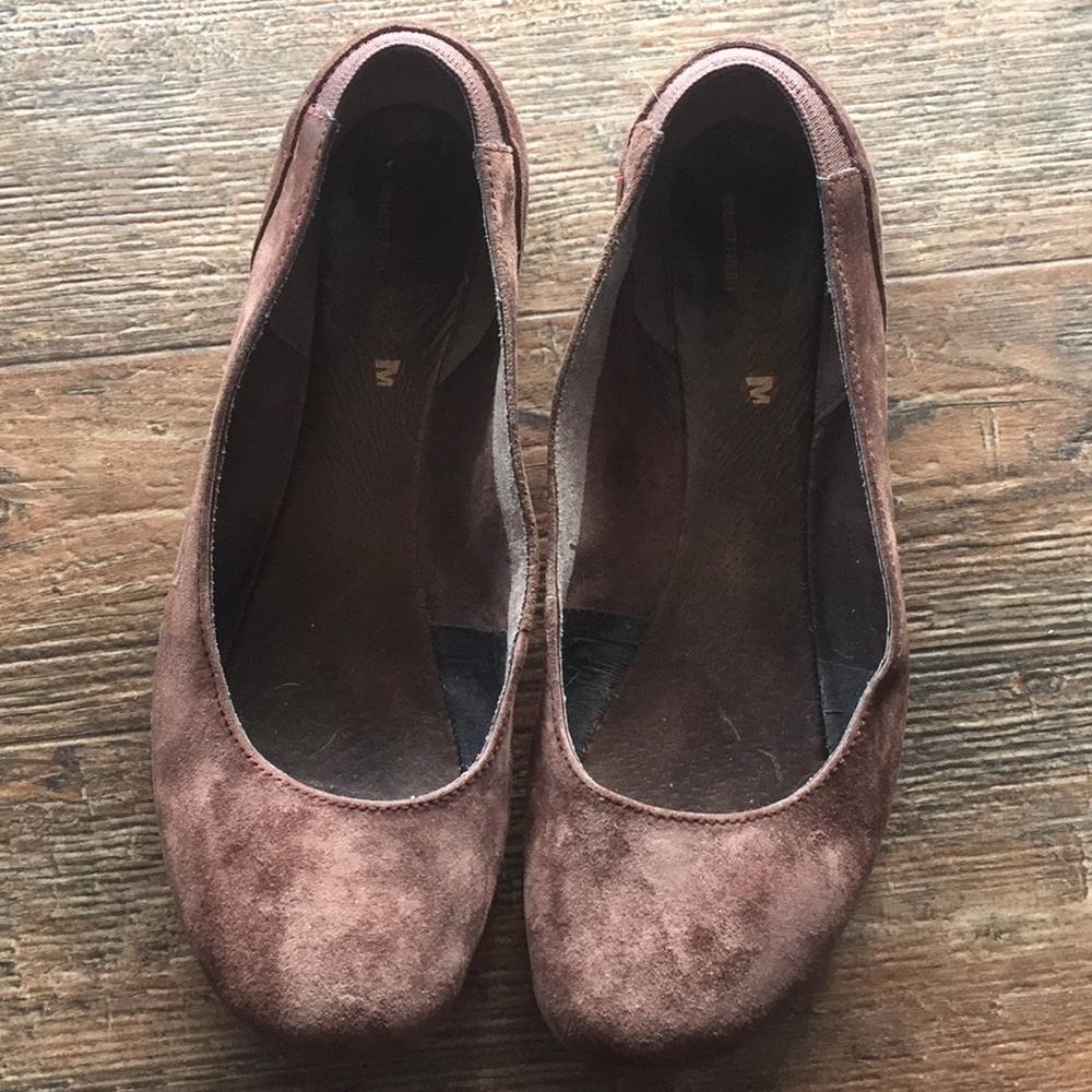 Merrell flats